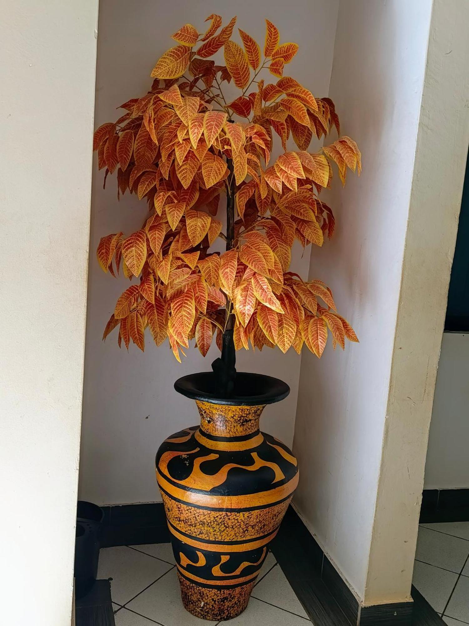 Meru Paramount 外观 照片