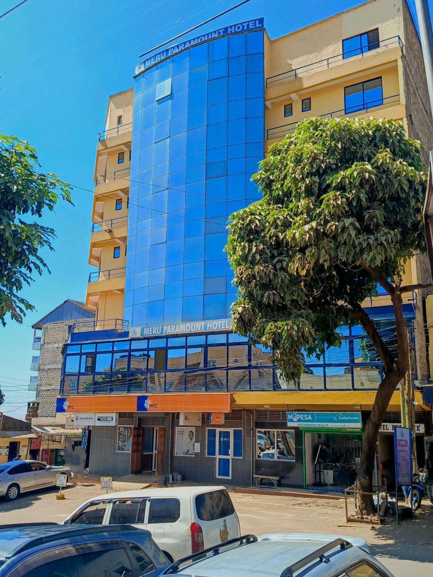 Meru Paramount 外观 照片